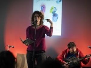Mélanie Leblanc au Marché de la Poésie Jeunesse 2020